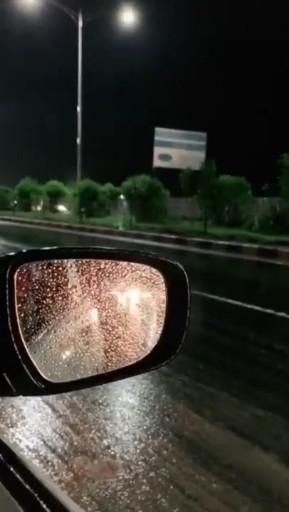 Rainy Night [Video] in 2022 | Rainy day photography, Night rain, Rainy night Rainy Evening Snapchat Stories, Rain In Uae Video, Pakistan Car Snapchat, Rain Car Video Window, Rainy Night Car Snap, Rainy Car Snapchat Stories, Lonavala Snapchat Stories Rain, Rainy Night Instagram Story, Rainy Night Drive Snapchat Story