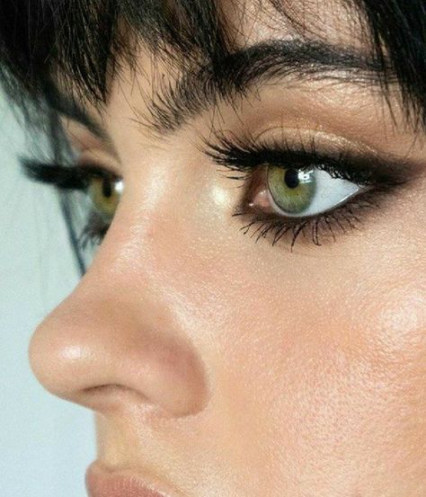 Maquillage On Fleek, Concert Makeup, Smink Inspiration, Makijaż Smokey Eye, Beauty Make-up, Edgy Makeup, Makeup Eye Looks, Eye Makeup Art, Makeup Pictures