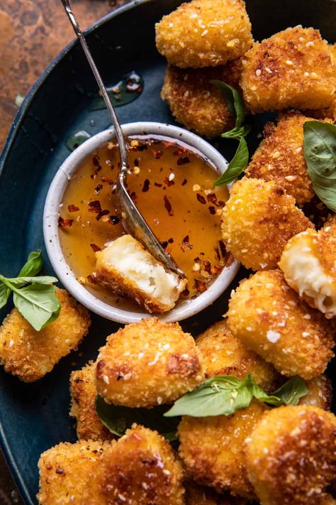 Halloumi Bites Recipe, High Foods Munchies, Baked Halloumi Recipes, Halloumi Snacks, Halloumi Appetizer, Hot Canapes, Halloumi Bites, Fried Halloumi Cheese, Halloumi Cheese Recipes