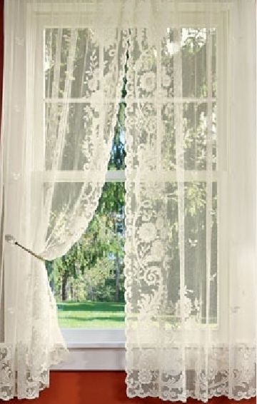 Simply beautiful lace curtains. Also: http://www.pinterest.com/pin/267471665344622637/ and http://www.pinterest.com/pin/267471665344622641/ and http://www.pinterest.com/pin/267471665344622636/ Cortinas Country, Rideaux Shabby Chic, White Lace Curtains, An Open Window, Interior Boho, Country Curtains, Diy Concrete, Lace Curtains, Shabby Chic Kitchen