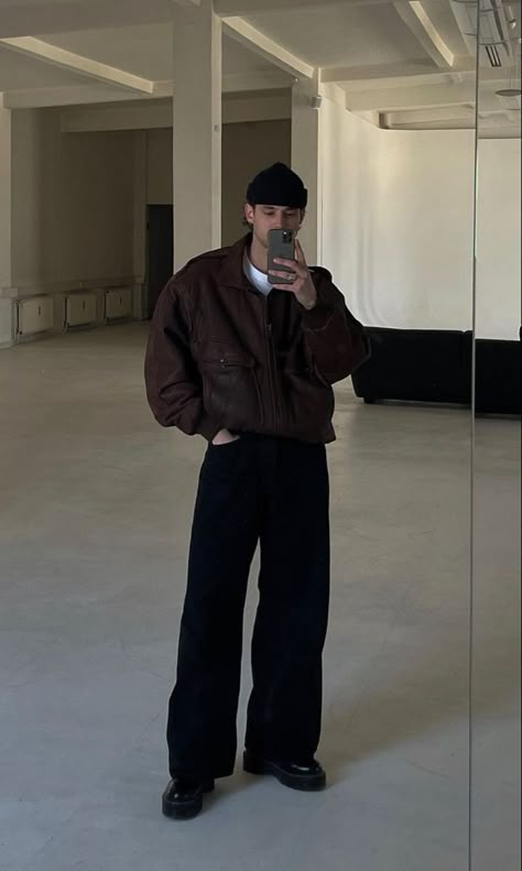 Black Baggy Pants Outfit, Black Beanie Outfit, Black Pants Outfit Men, Baggy Pants For Men, Style Baggy Pants, Black Cargo Pants Outfit, Baggy Pants Outfit, Black Pants Outfit, Black Outfit Men