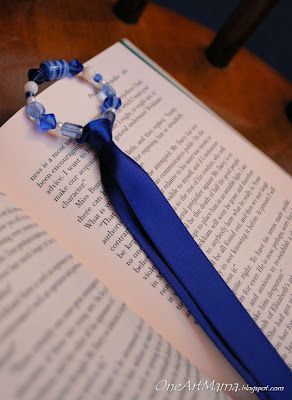 Beaded Bookmarks Diy Tutorials, Bookmark Tutorial, Handmade Bookmarks Diy, Bookmark Craft, Bookmark Ideas, Beaded Bookmarks, To My Friend, The Color Blue, Diy Bookmarks