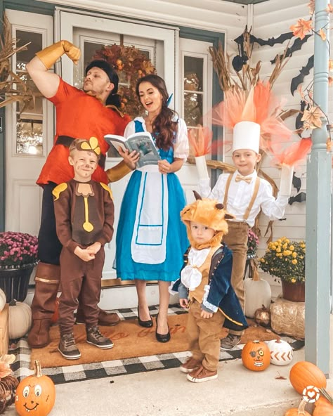 Family Dress Up Ideas, Cogsworth Costume, Beauty And The Beast Halloween Costume, Beauty And The Beast Halloween, Family Costumes For 3, Matching Family Halloween Costumes, Disney Family Costumes, Family Halloween Ideas, Family Costumes Diy