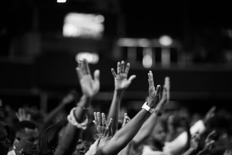 Church Photo Ideas, Worship Photography, Confession Prayer, Christian Photography, Church Photography, Church Photos, Prayer Meeting, Church Poster Design, Black Church