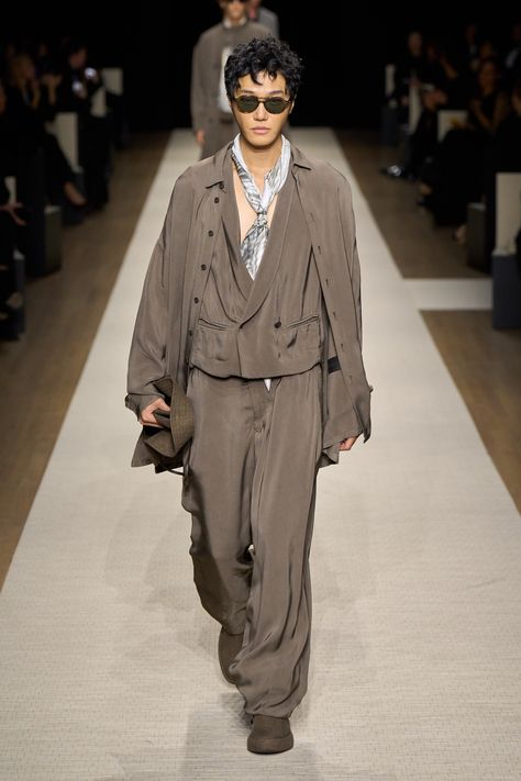 Giorgio Armani Spring 2025 Ready-to-Wear Collection Armani Runway, Spring 2025, Jumpsuit Men, Film Strip, Vogue Runway, Giorgio Armani, Men Fashion, Fashion Show, Ready To Wear