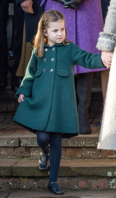 Herzogin Von Cambridge, Princesa Charlotte, Looks Kate Middleton, Royal Family Fashion, Royal Christmas, Prince William And Catherine, Wales Family, Prince Louis, Royal Outfits