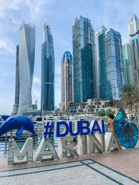 Iconic views of Dubai Marina Pics In Dubai, Dubai Fountain Show, Dubai Places To Visit, Pictures Of Dubai, Dubai Picture Ideas, Dubai Cruise, Dubai Places, Dubai Pictures, Dubai Vibes