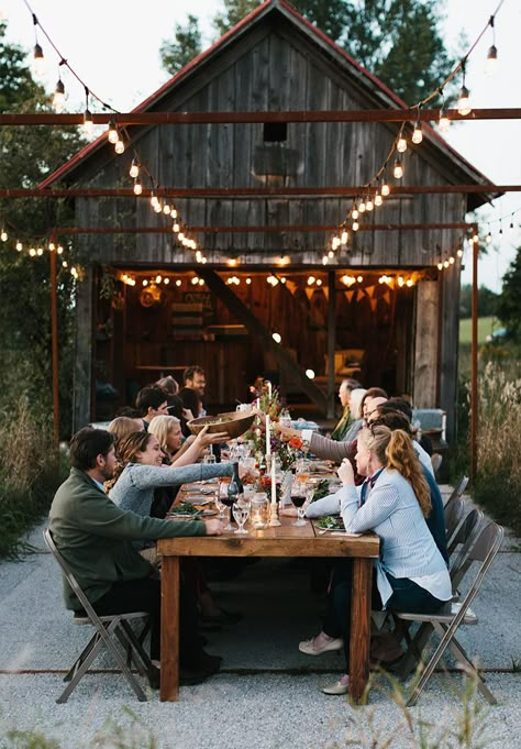 A fall gathering for the season to inspire a gathering with those you love. Simple table decor for fall. More on The Fresh Exchange with Megan Gilger. Outdoor Dinner Parties, Fall Gathering, Outdoor Dinner, Design Hotel, A Barn, Outdoor Party, Wooden Table, Outdoor Entertaining, Rehearsal Dinners