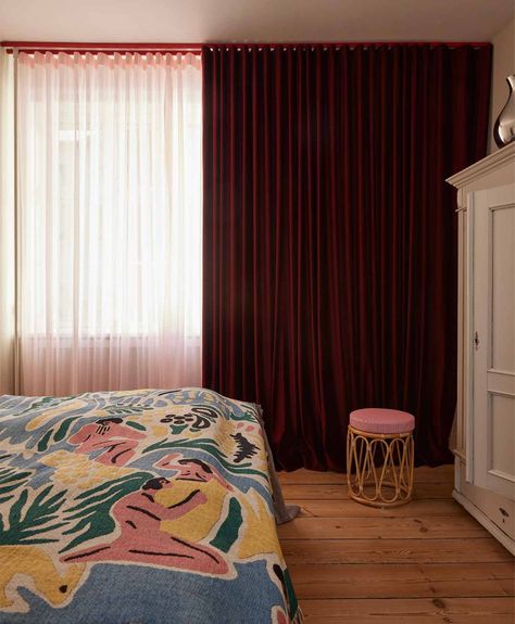 The Colourful Home of Bettina Færgeman | Stilling Red Curtains Bedroom, Red Velvet Curtains, Curtain Tracks, Curtain Rails, Curtain Track, Red Curtains, Velvet Curtains, Beautiful Apartments, Colorful Curtains