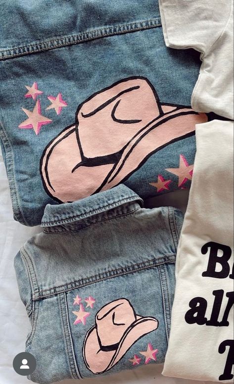 Diy Painted Denim, Cowgirl Jean Jacket, Stampede Outfit, Era Tour Outfits, Denim Jacket Diy, Jean Jacket Design, Paint Jeans, Jacket Painting, Painted Jean Jacket