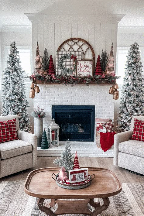 Cozy Christmas Decor, Christmas Fireplace Decor, Christmas Living Room, Heart Christmas, Christmas Decor Inspiration, Christmas Mantel Decorations, Christmas Themes Decorations, Christmas Decorations Living Room, Christmas Mantel