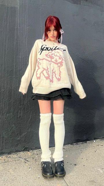 Outfit Inspo Cute Casual, Kawaii Casual Outfits, Minga London Outfits, White Dress Fall Outfit, Kawaii Style Outfits, Red Hair Outfit Ideas, Edgy Cute Outfits, Cute Street Style Outfits, Casual Kawaii Outfits