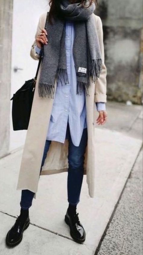 Fashion Fotografie, Feminine Tomboy, Minimalist Moda, Fashion Goals, Outfit Jeans, Mode Casual, Mode Inspo, 가을 패션