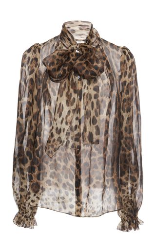 Dolce And Gabbana Blouse, Euro Chic, Edgy Glam, Silk Chiffon Blouse, Ibiza Style, Animal Print Outfits, Hijab Style Casual, Bow Blouse, Blouse Tops