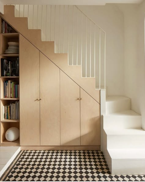 Under Stairs Closet Ideas, Under Stairs Office, Under Stairs Space, Understair Storage, Window Seat Ideas, Under Stairs Nook, Stair Nook, Space Under Stairs, Under Stairs Storage