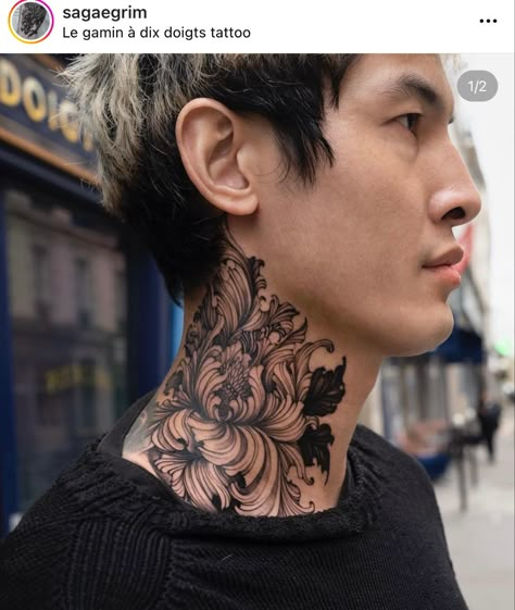 Japanese Neck Tattoo Design, Japanese Side Neck Tattoo, Japanese Tattoo Art Neck, Throat Tattoo Japanese, Side Neck Tattoo Designs Men, Black And White Neck Tattoo, Side Neck Cover Up Tattoos Men, Neck Side Tattoo Men, Floral Neck Tattoo Men