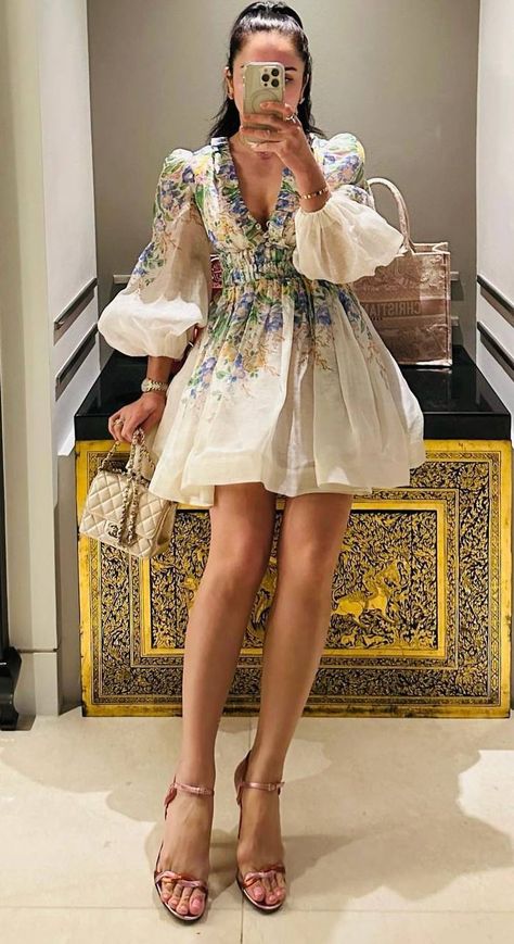 Zimmerman Dress, Short Bridal Dress, Elegant Summer Outfits, Bold Outfits, Elegant Outfit Classy, Fab Dress, Gucci Heels, Gucci Dress, African Lace Dresses