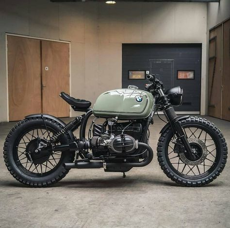 Yamaha Cafe Racer, Cafe Racer Moto, Bike Bmw, Bmw Scrambler, Мотоциклы Cafe Racers, Bmw Motors, Bmw Classic Cars, Cafe Bike, Cafe Racing