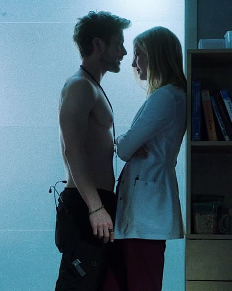 Matt Zchury, Doctors Couple Goals, Nic Nevin, Nic And Conrad, The Resident Tv Show, Conrad Hawkins, Logan Huntzberger, Matt Czuchry, Team Logan