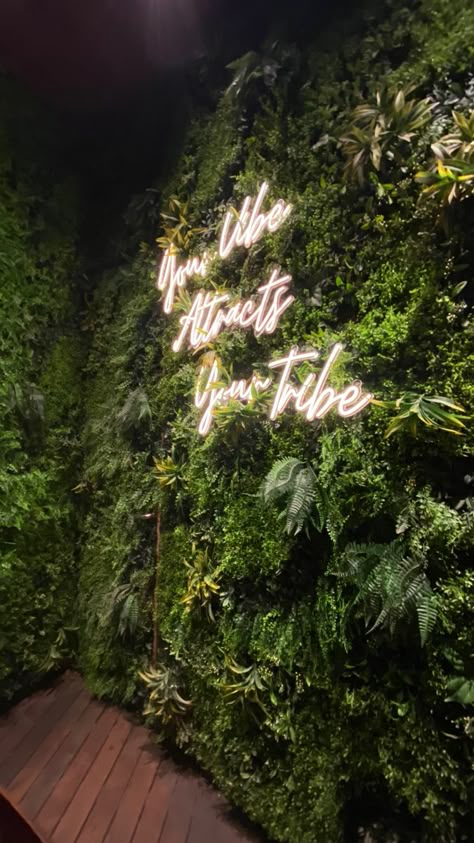 Leaf Wall With Neon Sign, Greenery Wall Salon, Neon Light On Grass Wall, Green Wall Neon Sign, Live Green Wall, Green Wall With Neon Sign, Grass Wall With Neon Sign, Photo Op Wall, Grass Wall Backdrop