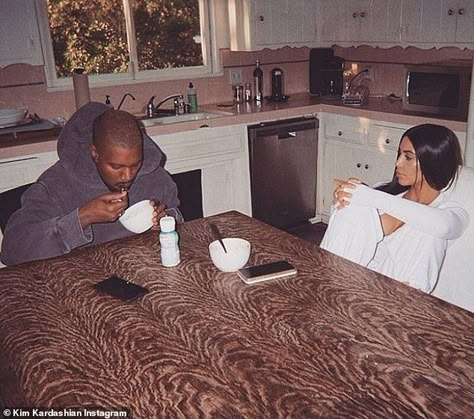 Kim Kardashian and Kanye West eat breakfast together as they spend some low-key couple time away from the family mansion Kim And Kanye Goals, Kanye West And Kim Kardashian Aesthetic, Kim And Kanye Aesthetic, Kanye West Eating, Couples Eating, Kanye And Kim, Kanye West And Kim Kardashian, Couple Eating, Kim Kanye