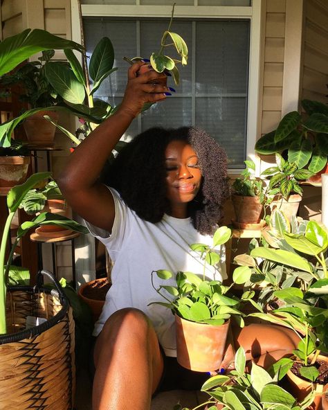 Plants. 🌱 my happy place. My jam. My cup of tea. My peace. I spend a lot of my time learning, experimenting, and studying plants just so I… The Mother Aesthetic, Fresh Girl Aesthetic, Healthy Black Woman, Blackgirl Aesthetics, Black It Girl, Black Women Self Care, Plant Mom Aesthetic, Tattoo Plant, Black Hippy