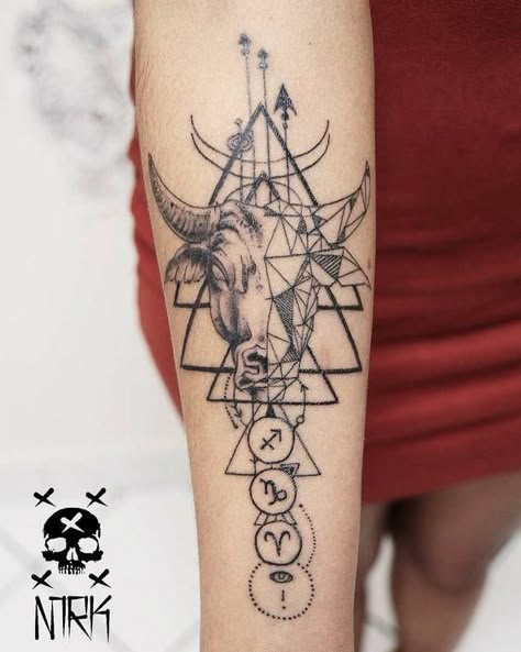 50+ Taurus Tattoo Designs And Ideas For Women (With Meanings) Taurus Symbol Tattoo, Tattoo Taurus, Taurus Bull Tattoos, Tatoo Dog, Sagittarius Tattoo Designs, Taurus Constellation Tattoo, Taurus Tattoo, Astrology Tattoo, Horoscope Tattoos