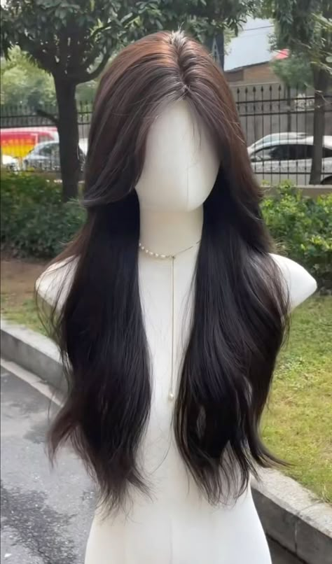 Korean Hairstyle Ideas, Pretty Hair Cuts, Haircuts For Long Hair With Layers, Hair Style Korea, Hair Inspiration Long, Hairstyles For Layered Hair, Trendy Hairstyle, Hair Tutorials Easy, Haircuts Straight Hair