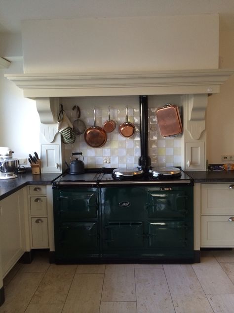 My parents their AGA Kitchen With Aga Stove, Aga Oven Kitchen, Aga Kitchen Farmhouse, Kitchen Aga, Green Aga, Aga Oven, Aga Kitchen, Aga Stove, Cottage House Interior