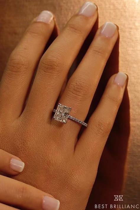 Solitaire Diamond Ring Women, Woman Diamond Ring, White Gold Rings For Women Unique, Engagement Rings Women Gold, Engagement Rings Women Diamonds, Diamond Solitaire Rings For Women, White Engagement Rings, Square Diamond Ring Designs, Beautiful Rings For Women