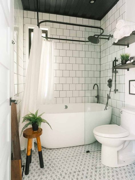 Small Modern Bathroom With Tub Remodeling Ideas, Standalone Bathtub Shower Combo, Stand Alone Tub With Shower Head, Freestanding Bathtub Small Bathroom, Small Bathroom Soaking Tub, Very Small Bathroom Ideas With Tub, Small Bathroom With Bathtub Ideas, Stand Alone Bath Tub Shower Combo, Small Bathroom Bathtub