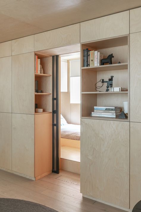 Micro Living Apartment, Tiny Scandinavian Apartment, Very Small Apartment Design, Home Interior Design Small Spaces, Tiny Minimalist Living Room, Tokyo Studio Apartment, One Room Two Spaces, Micro Apartment Design, Never Too Small Apartment