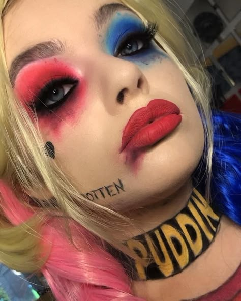 Harley Quin Makeup Ideas, Harley Quin Make Up, Harley Quinn Makeup Looks, Harly Quinn Makeup Looks, Make Up For Halloween Ideas, Harely Quinn Makeup, Harley Quinn Eye Makeup, Trucco Hallowen, Joker And Harley Quinn Makeup