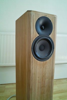 Diy Horn Speaker, Speaker Box Design Diy, Best Hifi Speakers, Homemade Speakers, Custom Speaker Boxes, Speakers Design, Hifi Rack, Diy Hifi, Diy Audio Projects