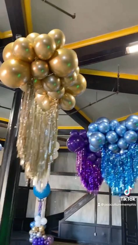 Balloon Chandelier Party Ideas, Ceiling Balloon Decor, Balloon Ceiling Decor, Ceiling Balloon Decorations, Ceiling Decor Ideas, Ceiling Balloons, Canopy Diy, Balloon Decoration Ideas, Hanging Balloons