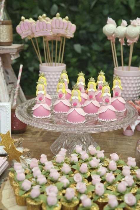 Sweets from a Princess Aurora Truffles from a Princess Aurora + Sleeping Beauty Birthday Party via Kara's Party Ideas KarasPartyIdeas.com (21) Sleeping Beauty Theme, Aurora Birthday Party, Princess Aurora Party, Sleeping Beauty Birthday Party, Beauty Party Ideas, Aurora Party, Sleeping Beauty Birthday, Aurora Birthday, Sleeping Beauty Party