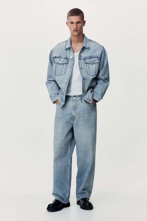 Denim Party Theme, Jean Party Outfits, 80s Fashion Men, Denim Party, Baggy Jeans Outfit, Street Fashion Men Streetwear, Suit Shoes, Suits And Jackets, Cardigan Sweater Jacket