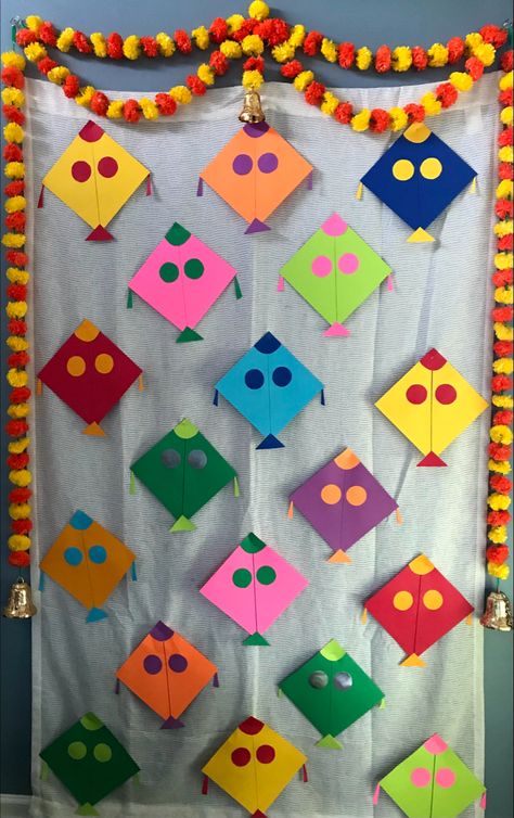 Quick and easy last minute decoration idea Kites For Decoration, Kite Wall Decor, Teej Activity For Kids, Teej Decoration Ideas For School, Kite Festival Decoration Ideas, Teej Festival Decoration In School, Bogi Pallu Decoration, Teej Festival Decoration, Kite Decoration Ideas