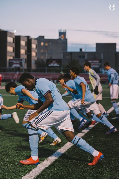 New York City FC on Twitter: "Best of luck to the @NYCFCYouth Boys Academy teams as they get off the line at the @ussoccer_da playoffs today in California 🌴⚽️🗽 #ForTheCity  📸 #NYCFC… https://t.co/hzI9YTwHxf" Academy Football, Football Academy, New York City Fc, Professional Soccer, Major League Soccer, Soccer League, Trend Forecasting, Major League, High Level