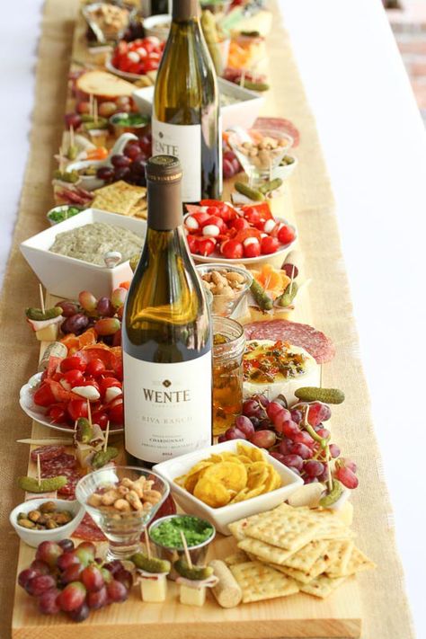 This is an easy tutorial on How to Make an a beautiful Antipasto Board Table Runner. Impress your friends and guests with this beautiful display of your favorite Antipasto foods as it runs down the center of your table on your homemade board. #ad Diy Wine Tasting Board, Italian Graze Table, Tasting Table Ideas, Antipasto Board, Antipasti Board, Tapas Board, Antipasti Platter, Antipasto Platter, Decorações Com Comidas