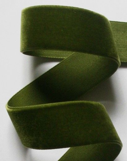 olive velvet Olive Green Aesthetic, Terrarium Moss, Sewing Corner, Olive Green Velvet, Moss Terrarium, All Things Green, Diy Gift Wrapping, Emerald Isle, Green With Envy