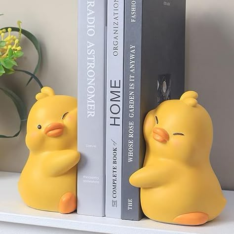 Duck Bookends, Resin Book, Animal Bookends, Bookshelf Decoration, Creative Bookshelves, Cute Hug, Desk Bookshelf, Decorative Bookends, Rubber Ducks