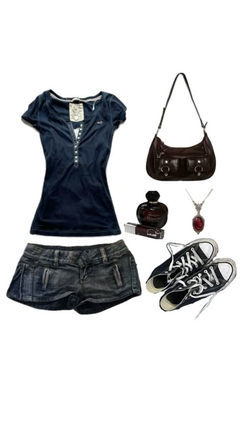 Vampire diaries outfit Elena Gilbert Workout Routine, Elena Gilbert Workout, Vampire Outfit Casual, Eliana Gilbert Outfits, Elena Gilbert Aesthetic Outfit, Elena Gilbert Summer Outfits, Elena Gilbert Outfits Inspired, Elena Gilbert Outfits Aesthetic, Elaina Gilbert Outfits