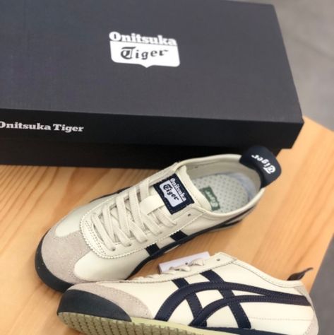 Onitsuka Tiger women's shoes Onitsuka Tiger Women, Tiger Shoes, 2024 Wishlist, Timeless Classic Style, Asics Shoes, Onitsuka Tiger, Inspo Pics, Shoes Leather, Shoe Game