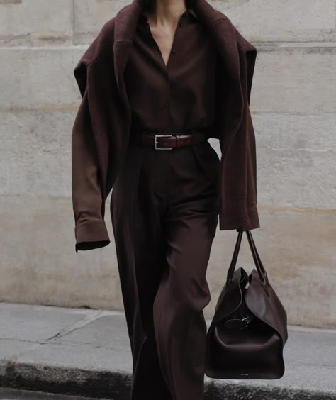 The Round Up: Satin Trousers Satin Trousers, Brown Outfit, French Girls, Denim Trends, Winter Trends, 가을 패션, Autumn Outfit, Professional Outfits, Inspiration Mode