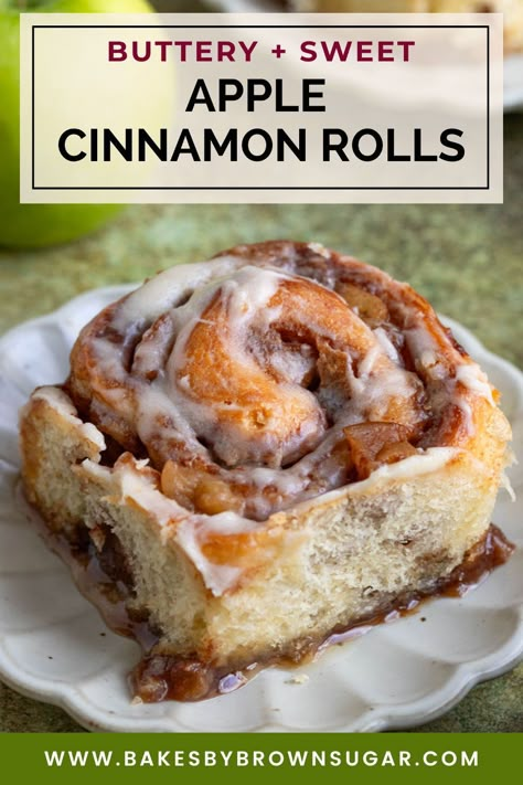 Discover the delightful flavor combination of fresh Granny Smith apples and a rich, buttery cinnamon filling in these mouth-watering homemade soft and tender apple cinnamon rolls. Perfect for breakfast, brunch, or even dessert, you'll never want to go back to store-bought again. Get the recipe now and indulge in these pillowy cinnamon rolls. Granny Smith Apple Bread, Cinnamon Roll Apple Recipes, Cinnamon Rolls Homemade Apple, Apple Cinnamon Roll Bread, Apple Cinnamon Recipes Baking, Fresh Apple Cinnamon Rolls, Apple Butter Rolls, Apple Sweet Rolls, Key Lime Cinnamon Rolls