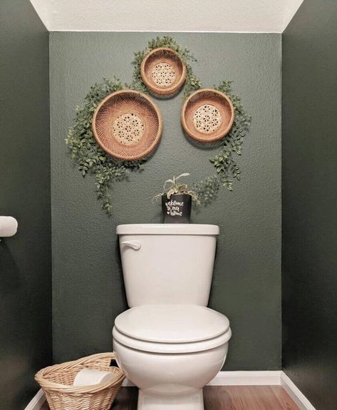 23 Inspiring Ideas for How To Decorate a Bathroom Brown Hardwood Floors, Water Closet Decor, Powder Bathrooms, Dark Brown Floor, Decorate A Bathroom, Dark Green Paint, Decorate Bathroom, Half Bathroom Decor, Handwoven Baskets