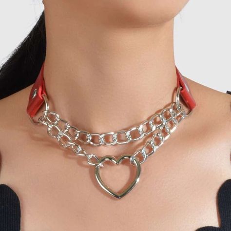 This Awesome Pu Leather Heart Chunky Chainlink Choker Is A Wonderful Addition To Your Wardrobe And Your Style. This Unique Piece Is Sure To Get Lots Of Compliments! Day Collar, Chunky Jewelry, Choker Collar, Choker, Leather Chain, Chain Link, Cute Jewelry, Womens Jewelry Necklace, Pu Leather