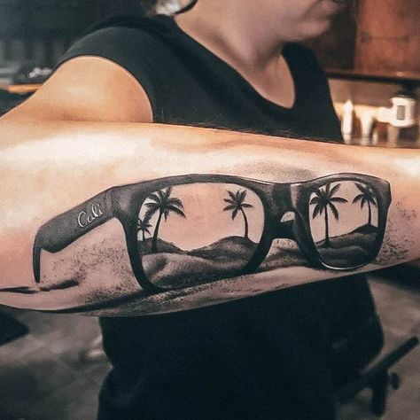 Top 100 Best Palm Tree Tattoos For Women - Paradise Design Ideas Palm Tree Symbolism, Palm Tree Tattoos For Women, Tree Tattoos For Women, Tree Leg Tattoo, Palm Tree Tattoos, Reflection Drawing, California Tattoo, Tree Tattoos, City Tattoo