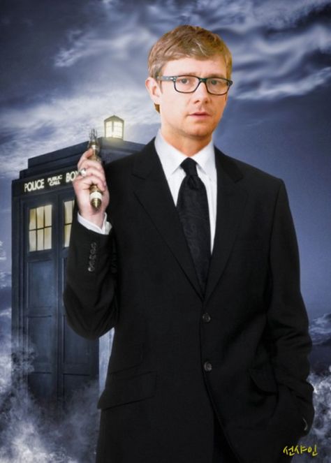 Martin Freeman as the Master Simm Master, Doctor Who Comics, Karen Gillian, Doctor Who Funny, British Things, Mrs Hudson, 12th Doctor, Fandom Crossover, Dc Movies